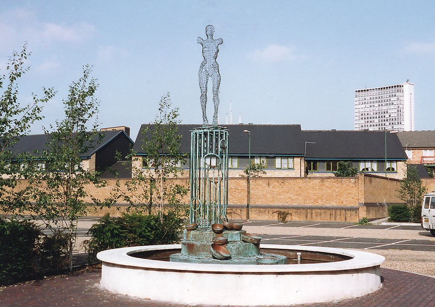 Fountain made of steel and wire London by artist David Begbie