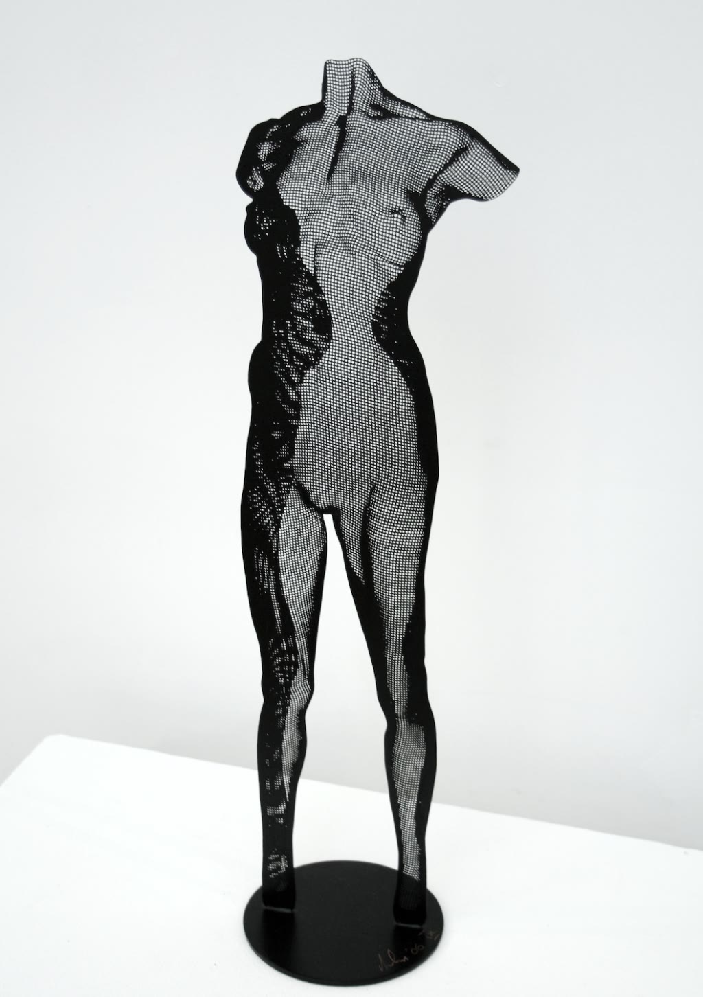 David Begbie sculpture STILLNEWD 2 53cm