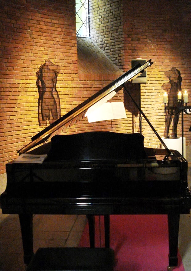 David Begbie sculpture Venus sculpture and piano concert