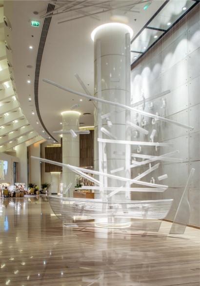 Wire sculpture AIRWAVE Dubai by David Begbie web